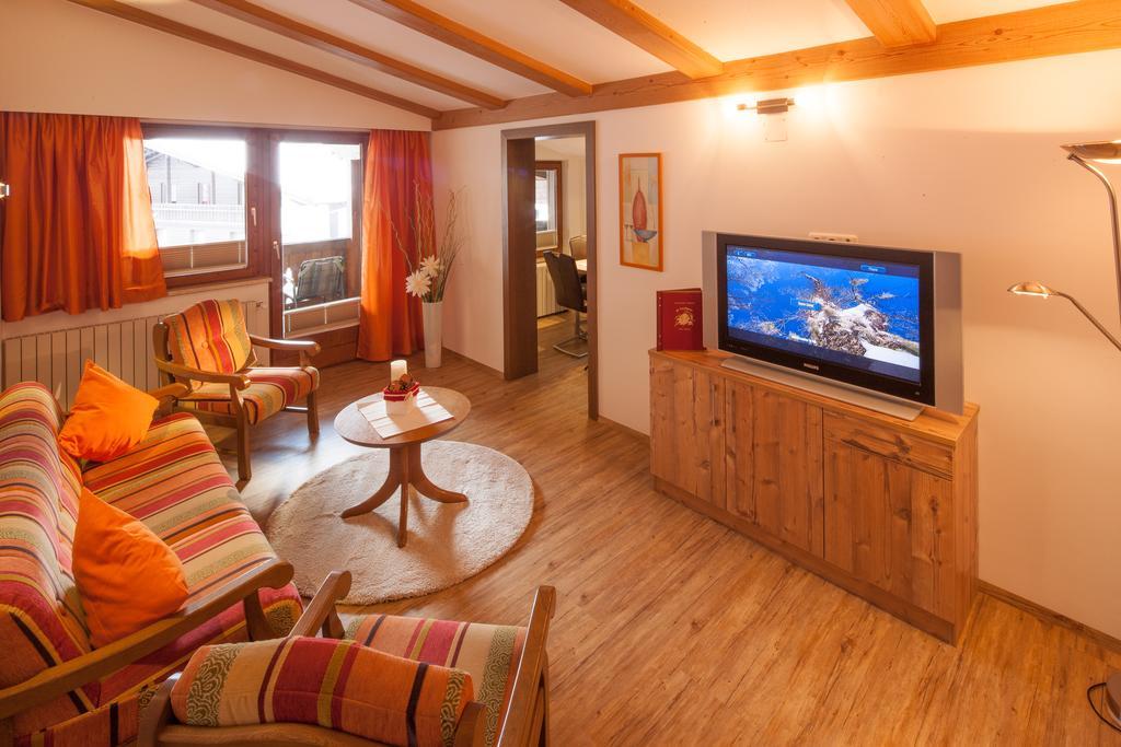 Appartements Al Castagno Ehrwald Exterior foto