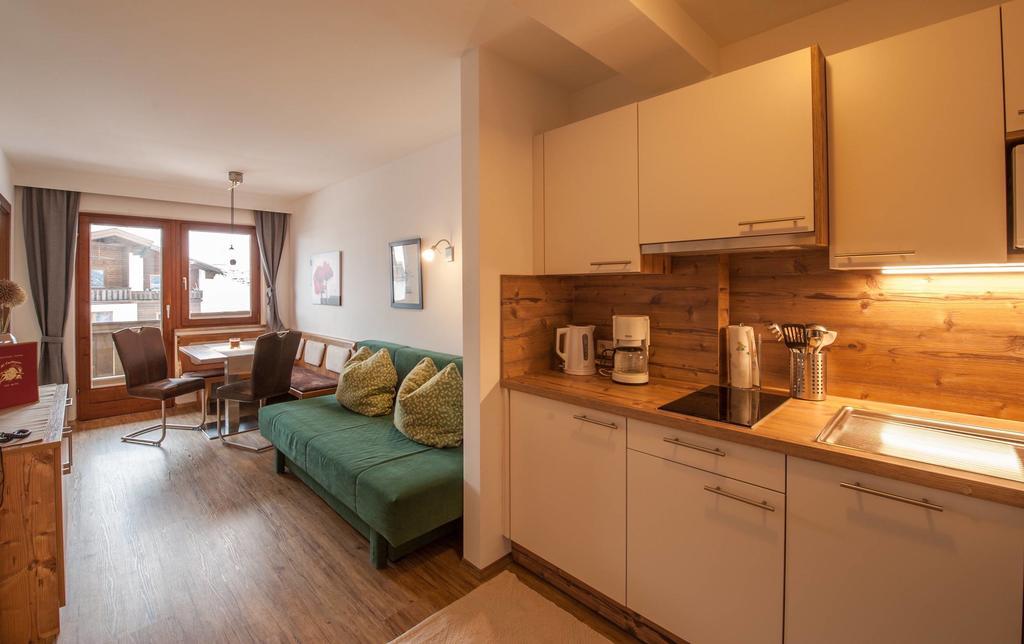 Appartements Al Castagno Ehrwald Exterior foto